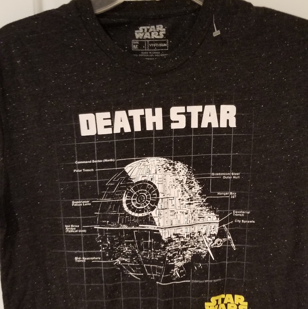 Star wars Death Star T Shirt Size Medium Seen on A Popular Movie